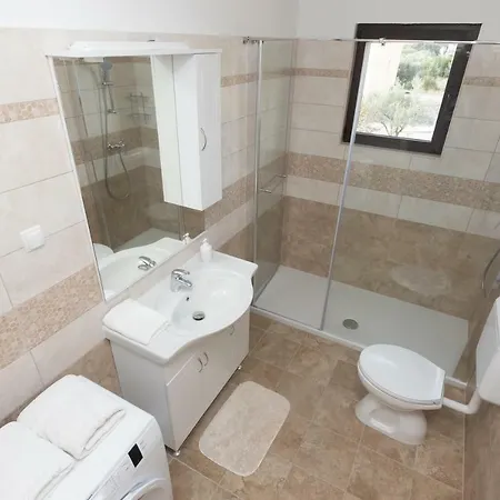 公寓 Lipotica Diklo 扎达尔