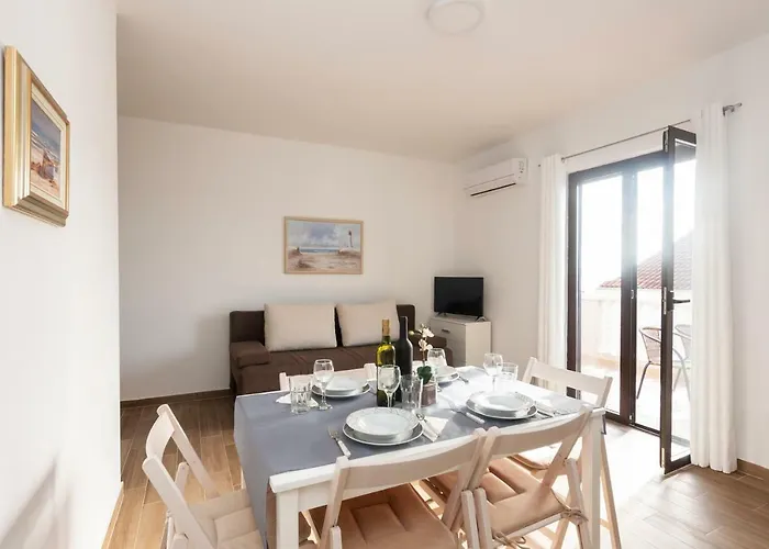 Lipotica Diklo * Zadar