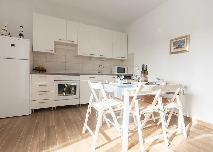 Lipotica Diklo Zadar