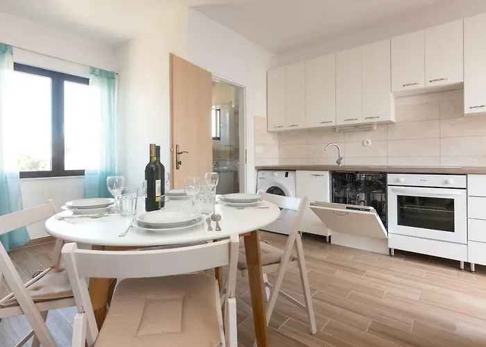 Apartamento Lipotica Diklo *